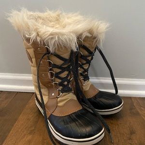 Sorel kids winter snow tan boot size 3